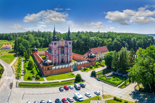  Bazylika Nawiedzenia Najświętszej Maryi Panny w Świętej Lipce.