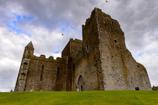 Chapel of King Cormac Mac Carthaigh on the Rock of Cashel (Carraig Phadraig), Cashel of the Kings and St. Patrick's Rock