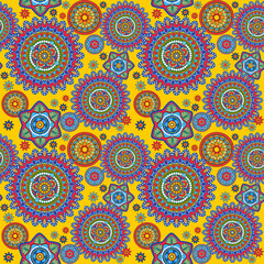 Seamless ornamental oriental pattern. Repeating tiles with randomly scattered mandala. Vector laced decorative background with floral and geometric ornament. Indian or Arabic motive. Boho festival sty