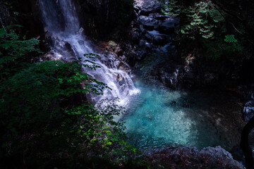 美しい滝　　　　付知峡