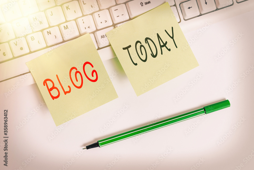 Aufkleber writing note showing blog. business concept for platform where writer share their views on an indivi