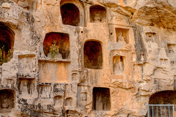 It's Caves at the Longmen Grottoes ( Dragon's Gate Grottoes) or Longmen Caves.UNESCO World Heritage of tens of thousands of statues of Buddha and his disciples