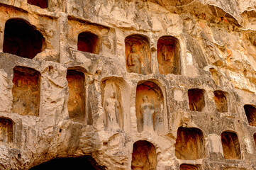 It's Caves at the Longmen Grottoes ( Dragon's Gate Grottoes) or Longmen Caves.UNESCO World Heritage of tens of thousands of statues of Buddha and his disciples