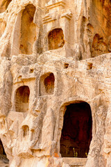 It's Caves at the Longmen Grottoes ( Dragon's Gate Grottoes) or Longmen Caves.UNESCO World Heritage of tens of thousands of statues of Buddha and his disciples
