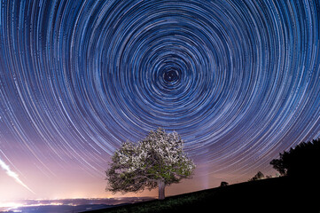 Star trails Lopeník © Petr