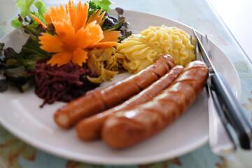 grilled pork sausage mashed potato vegetable