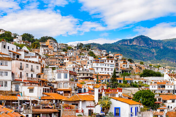 Fototapeta na wymiar Panorama of Taxco, Mexico. The town is known because of its Silver products