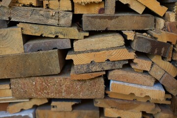 Wood pieces in a pile outside
