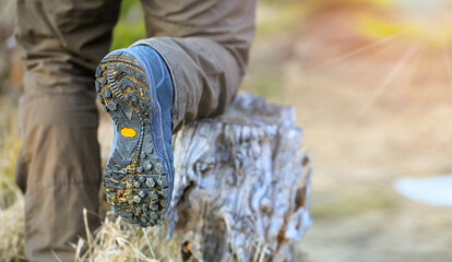 Hunter shoes in the wood. They're wearing them, young man.