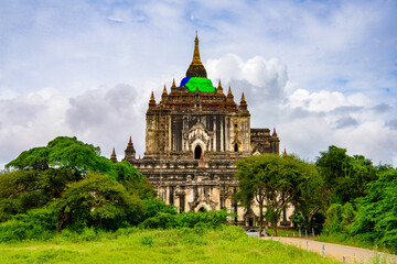 Fototapeta na wymiar It's Thatbyinnyu Temple, Bagan Archaeological Zone, Burma. One of the main sites of Myanmar.
