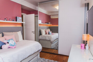 pink bedroom