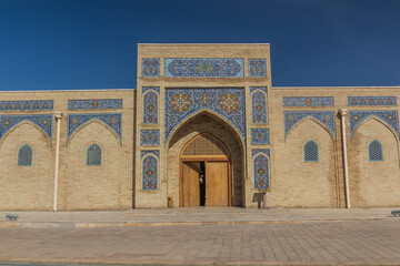 Fototapeta na wymiar Decorative wall of Koba caravanserai in Shahrisabz, Uzbekistan
