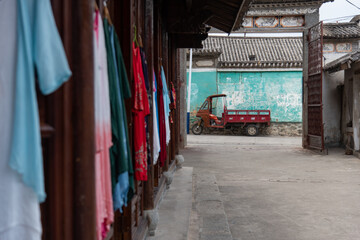 Zhoucheng Village It has earned the nickname ‘the Hometown to Tie-dyeing’. The delicate and colorful dyeing process appeals to many travelers at both home and abroad. 