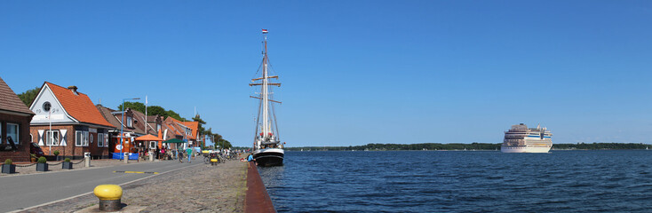 Panorama Tiessenkai Kiel Ostsee