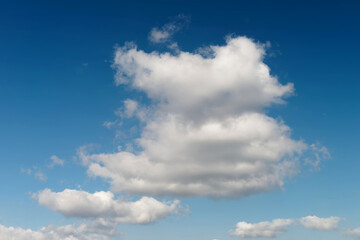 Obraz premium Blue sky and beautiful clouds. 