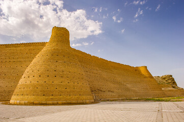 Fototapeta na wymiar It's Wall of the Bukhara Fortress, Uzbekistan