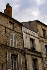 Fototapeta na wymiar Building in Senlis, Medieval town in the Oise department, France