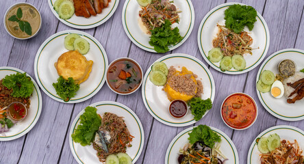 food, cuisine, dish, meal, dinner, pasta, plate, delicious, spaghetti, restaurant, salad, meat, sauce, green, lunch, thai, vegetable, noodle, healthy, gourmet, beef, fried, pork, chicken, white, thai,
