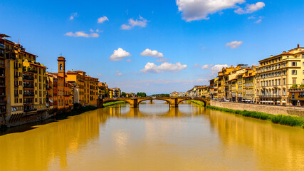 Naklejka premium It's River Arno and architecture in Florence, Italy.