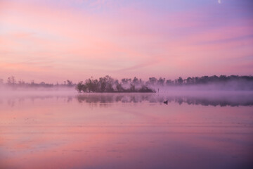 Obraz premium sunrise over the lake