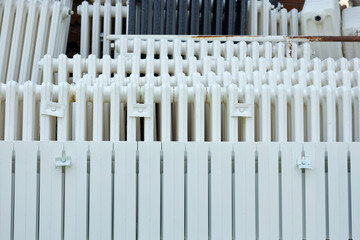 Changing old heating radiators at home. Energetic efficiency