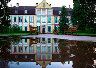 Gdańskie zabytki, pałac w parku Oliwskim 