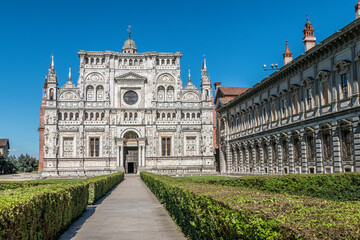Fototapeta na wymiar The beautiful facade of the Certosa of Pavia