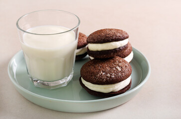 Chocolate sandwich cookies with cream filling