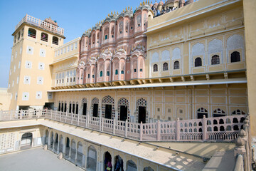 Obraz premium inside view of hawa mahal jaipur rajasthan india