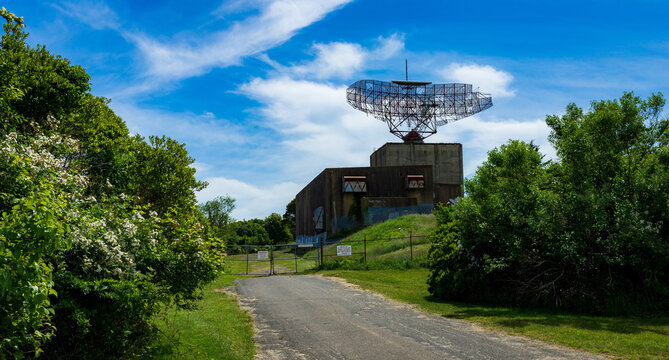 Abandoned radar antenna Camp Hero, NY