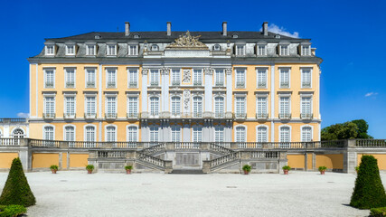 Obraz premium Historische Schlossanlage in Brühl bei Köln