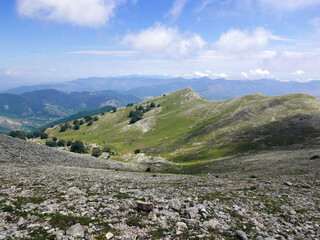 Fototapeta na wymiar evocativa immagine panoramica dei Monti Lepini in Italia