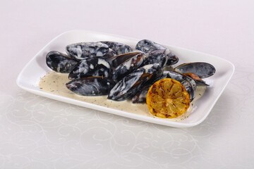 Tasty delicous Mussels with cream sauce
