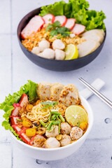 Tom yum noodles