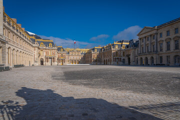 Fototapeta na wymiar Versailles, France - 06 19 2020: exterior view of the Castle of Versailles