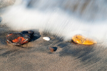 SASSO IN SPIAGGIA#051