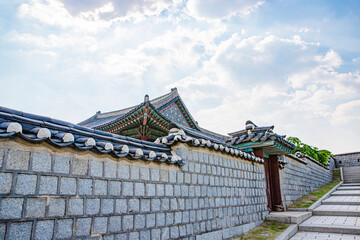korea traditional architecture  at suown city / 수원화성 한국전통문화 