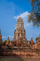 Fototapeta premium Old temple Wat Chaiwattanaram in Ayutthaya, Thailand grand palace. Ayutthaya Thailand. Ayutthaya famous sightseeing place., unesco.