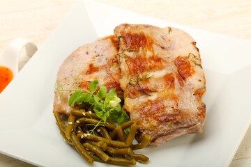 Roasted spare ribs