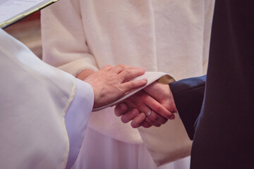Obraz na płótnie Canvas wedding vow in the church