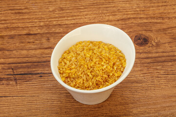 Vegetarian cuisine - dry bulgur for cooking