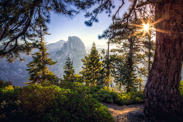 Sunrise on Half Dome, Yosemite National Park, California - obrazy, fototapety, plakaty