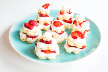 Strawberry cakes