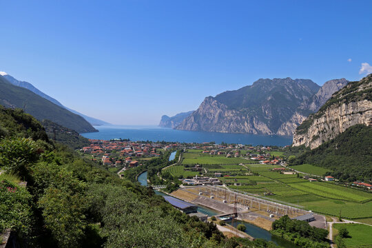 PANORAMA DEL LAGO DI GARDA IN TRENTINO