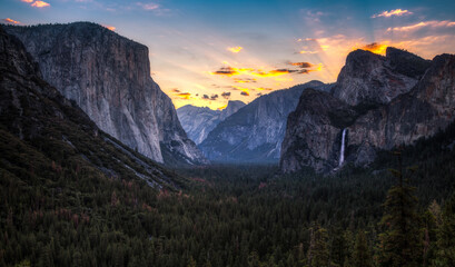Sunrise on Yosemite Valley, Yosemite National Park, California