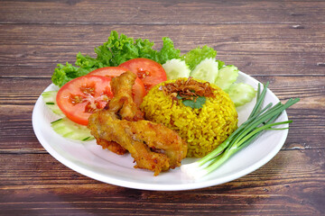 Briyani rice with crispy fried chicken wings, Halal food / Muslim food