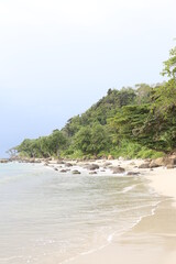 Fototapeta na wymiar Beautiful Beach and Waves at Sunda Strait