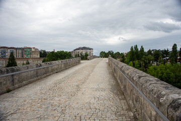 Fondo puente romano 