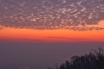 Fototapeta na wymiar sunrise seen from the Euganean hills