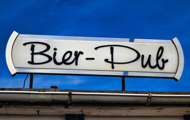 Bier-Pub Schild